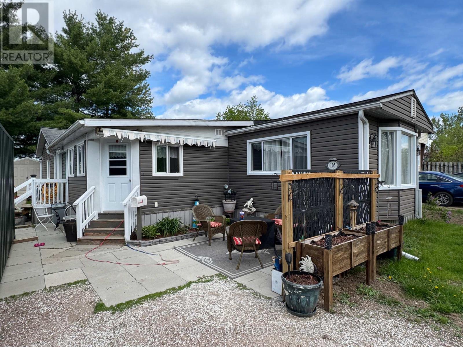 105 PINEHURST ESTATES, Petawawa, Ontario