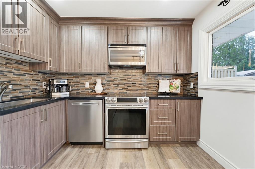 322 Moore Street, Cambridge, Ontario  N3H 3A7 - Photo 7 - 40834444