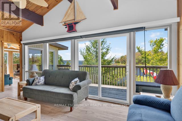 29 Ginn-Beach Drive, The Archipelago, Ontario  P0G 1G0 - Photo 5 - X13210544