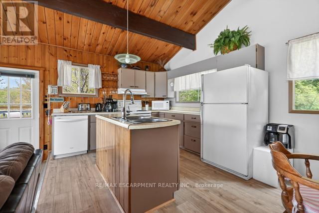 29 Ginn-Beach Drive, The Archipelago, Ontario  P0G 1G0 - Photo 7 - X13210544