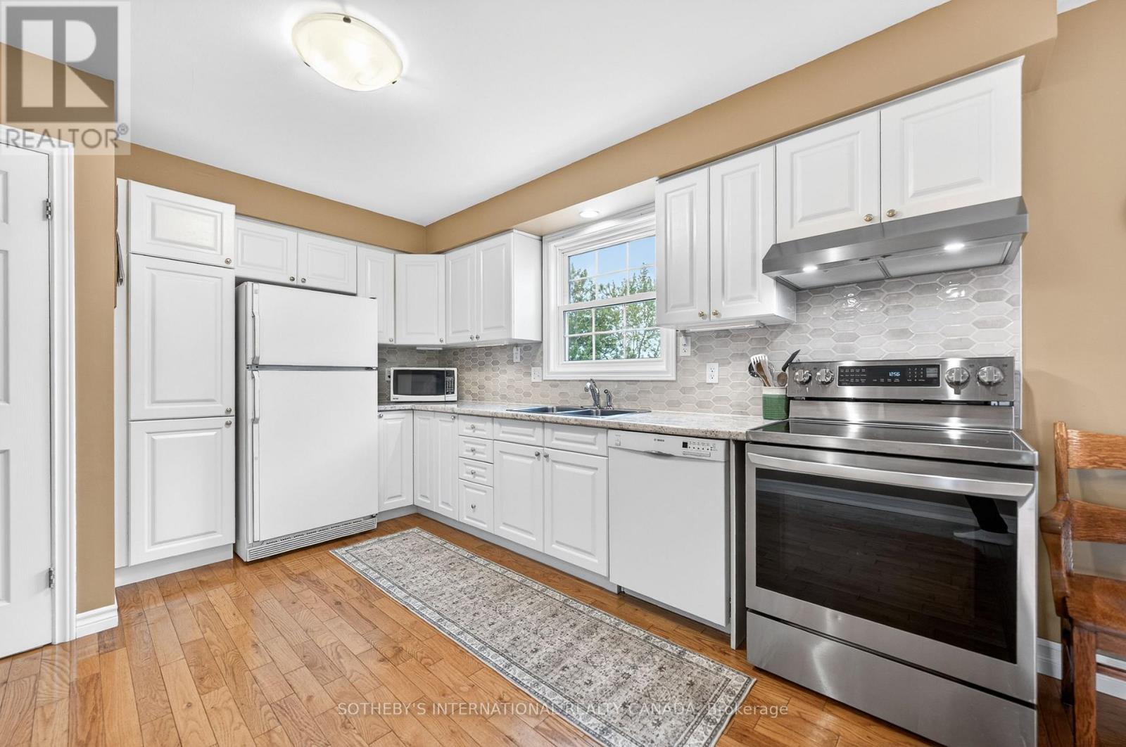 145 Westchester Drive, Kitchener, Ontario  N2B 3L6 - Photo 15 - X13210622