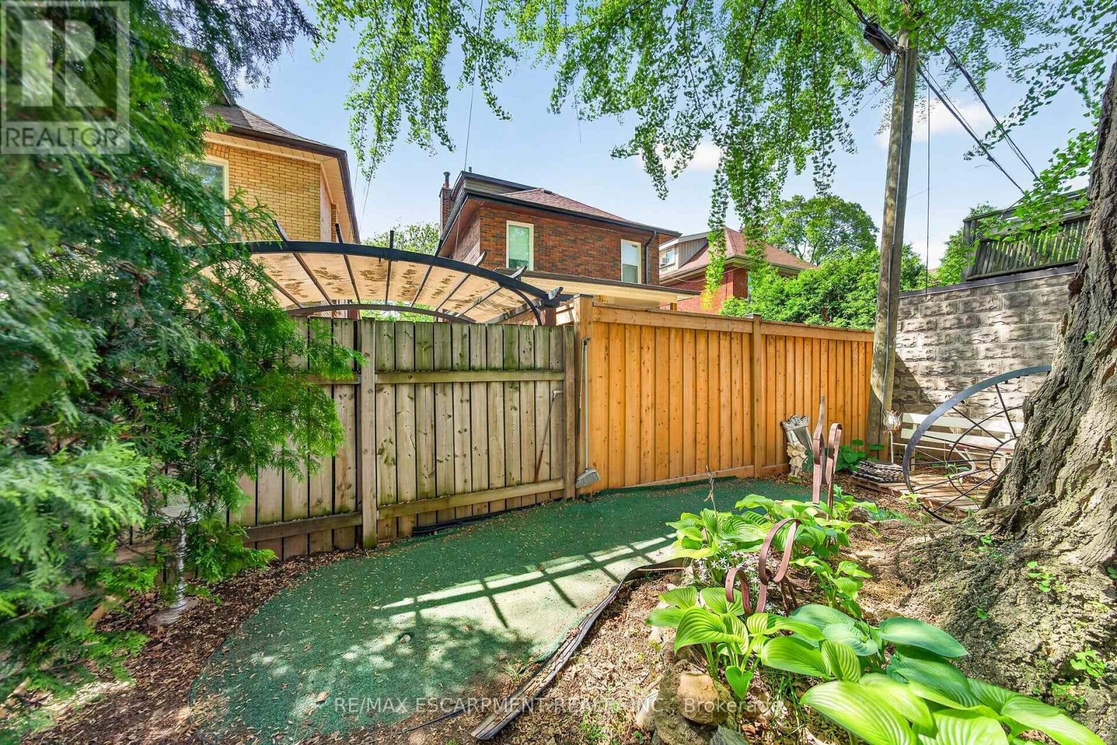 40 Fairleigh Crescent, Hamilton, Ontario  L8M 2K9 - Photo 28 - X13210666