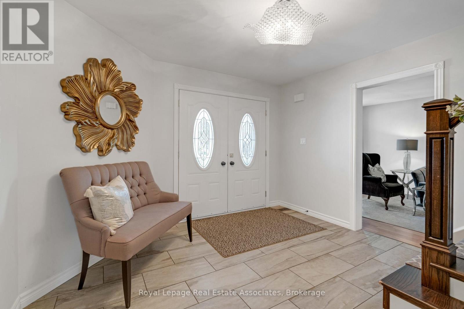 23 Handorf Drive, Cambridge, Ontario  N3C 3Y2 - Photo 5 - X13210780