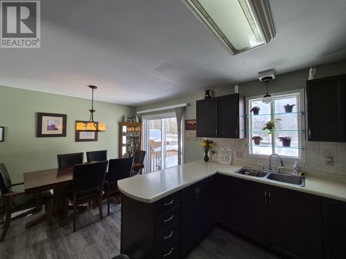 13 Moose Drive, Manitouwadge, Ontario  P0T 2C0 - Photo 10 - TB2600188