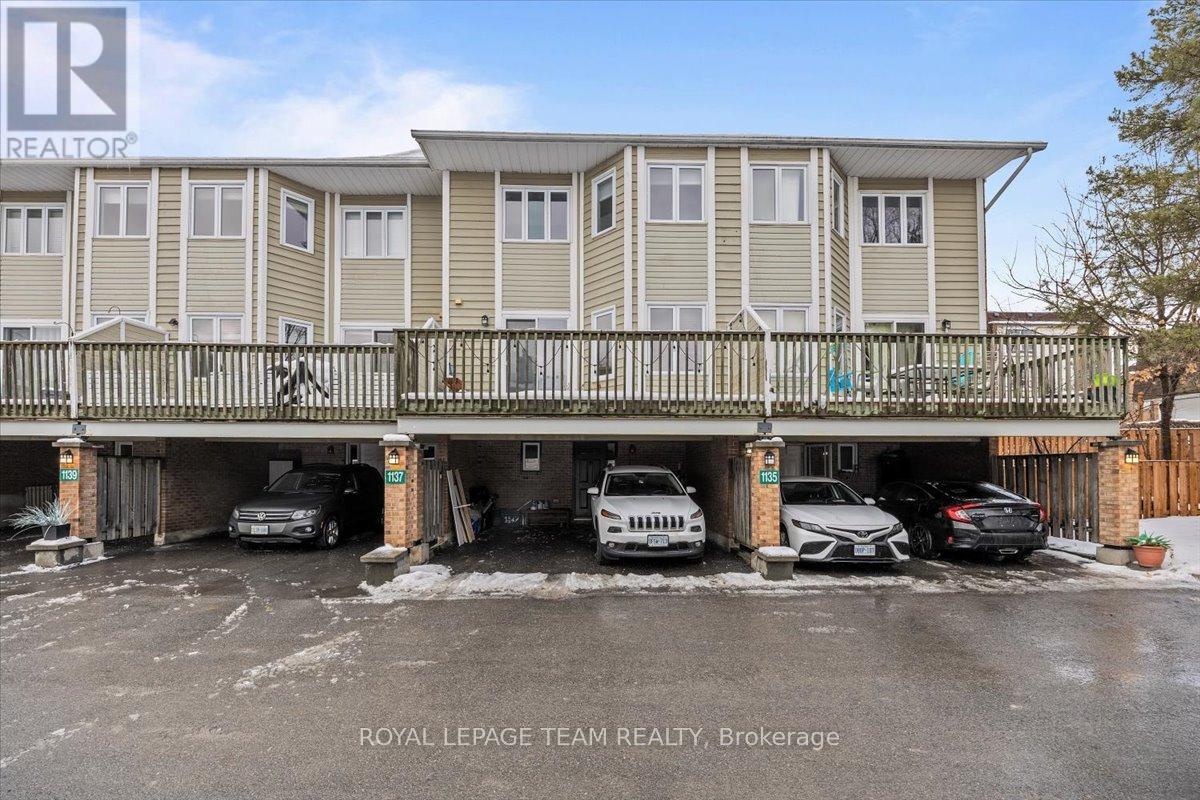 1137 CHIMNEY HILL WAY, Ottawa, Ontario
