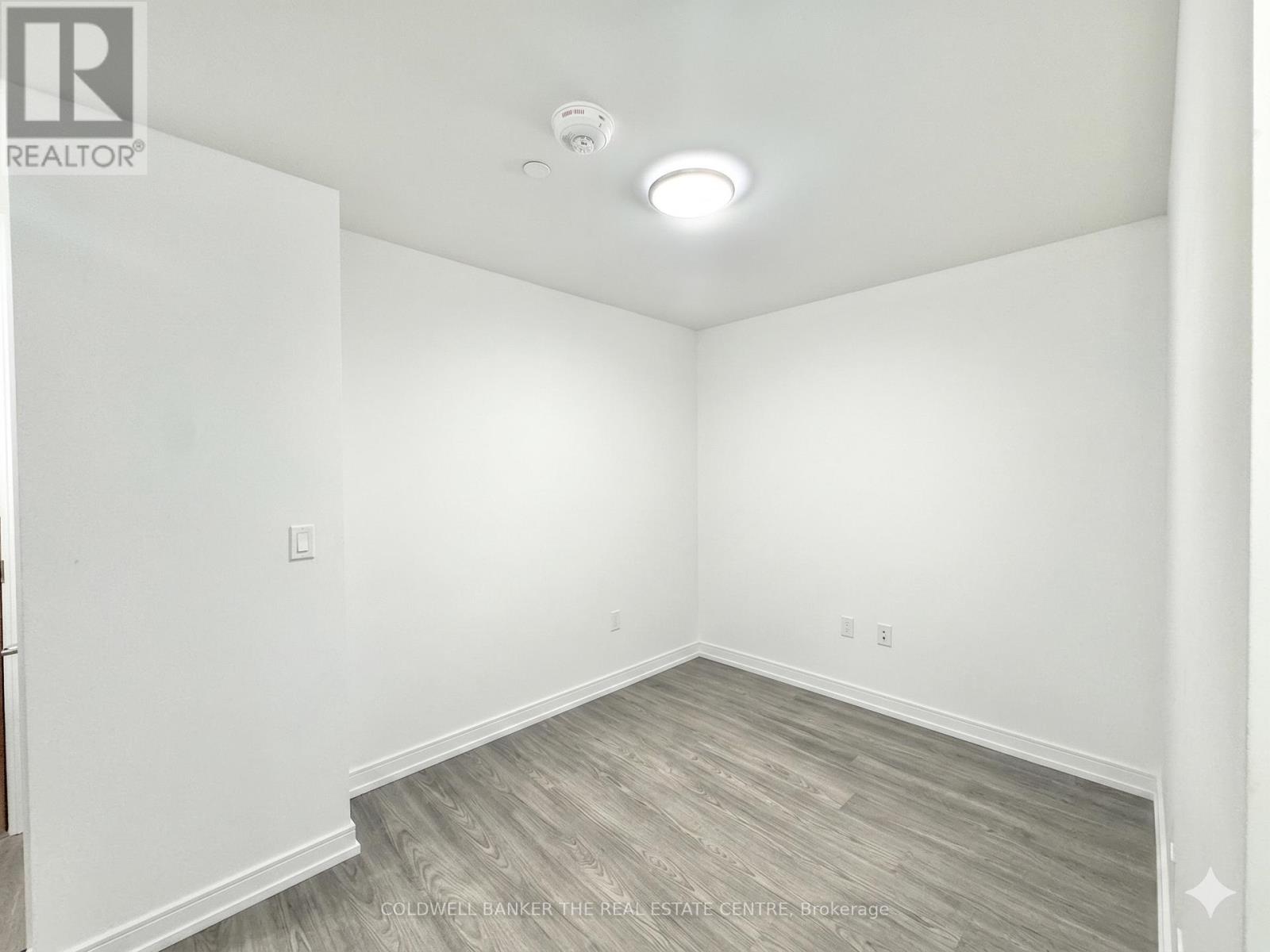 2106 - 225 Village Green Square, Toronto, Ontario  M1S 0L3 - Photo 13 - E13079220