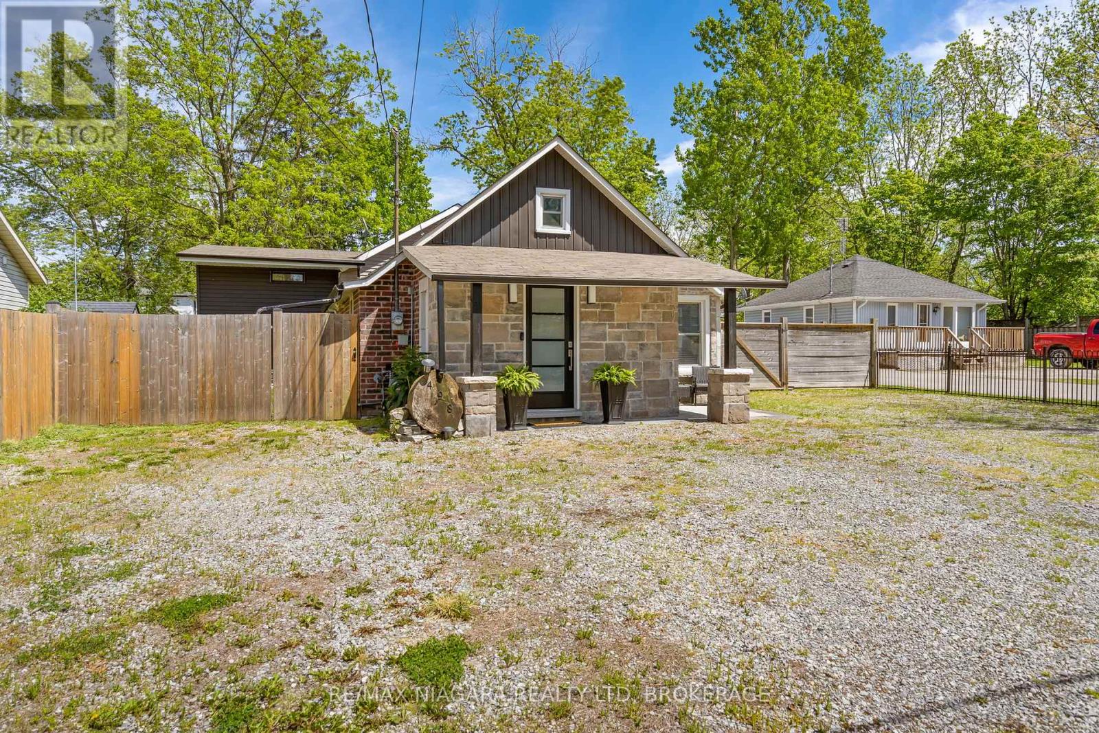 498 North Mill Street, Fort Erie (Ridgeway), Ontario L0S 1N0 - Photo 47 - X13210806