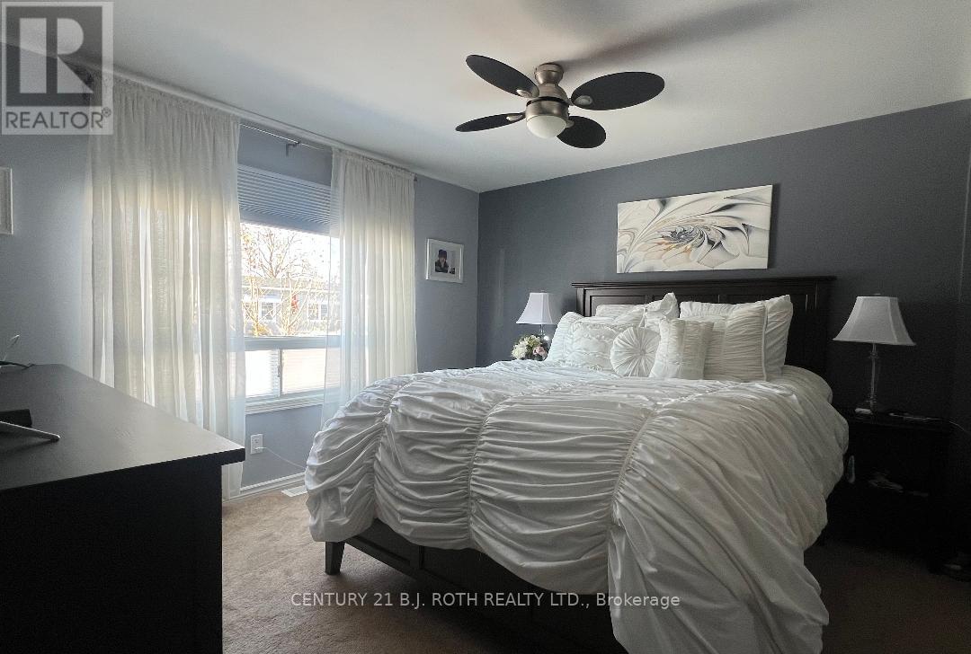 29 Corner Brook Trail, Innisfil, Ontario  L9S 1P2 - Photo 10 - N13046144