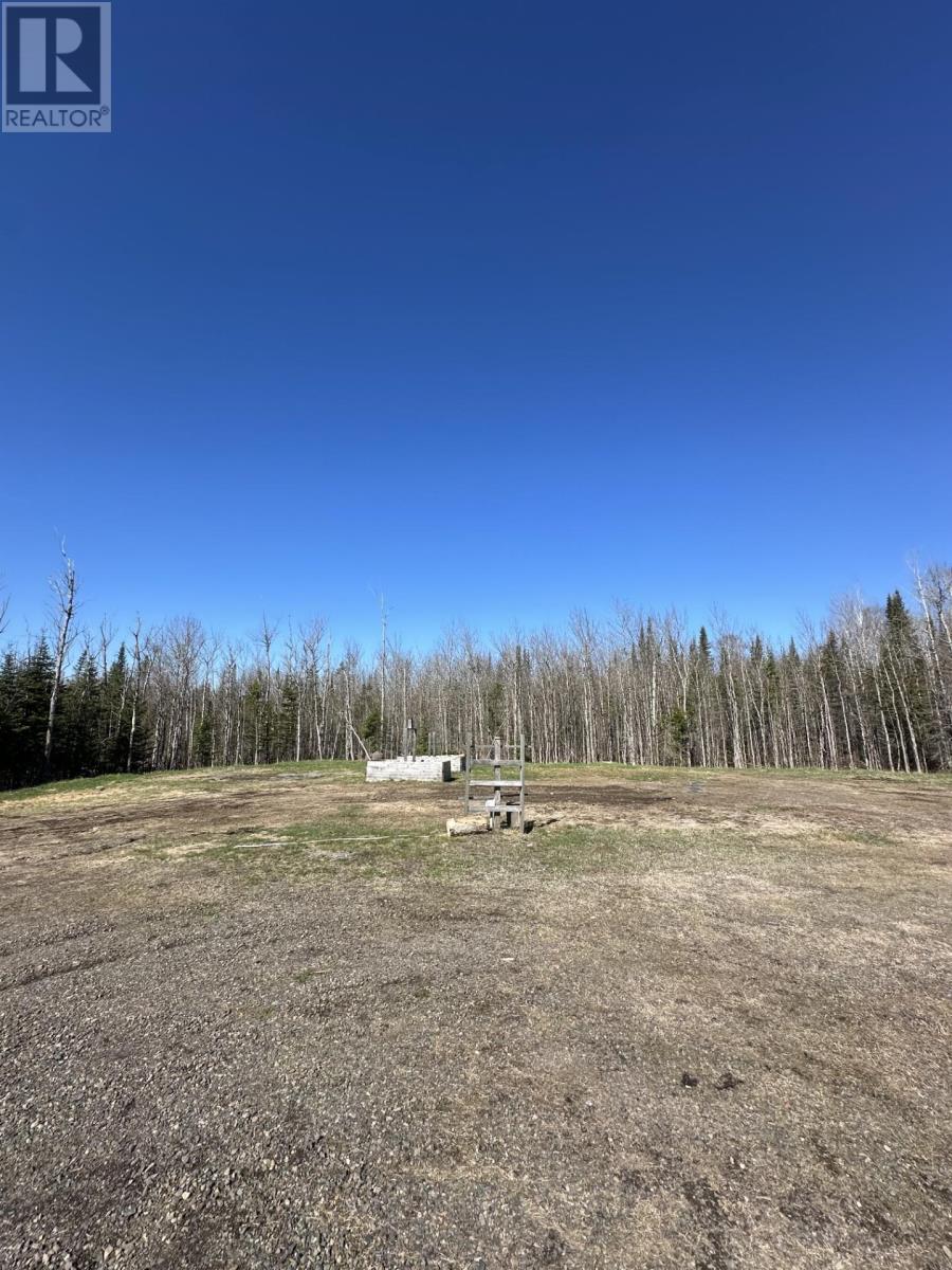 110 Alton Rd, Thunder Bay, Ontario  P7G 2J7 - Photo 2 - TB2601242