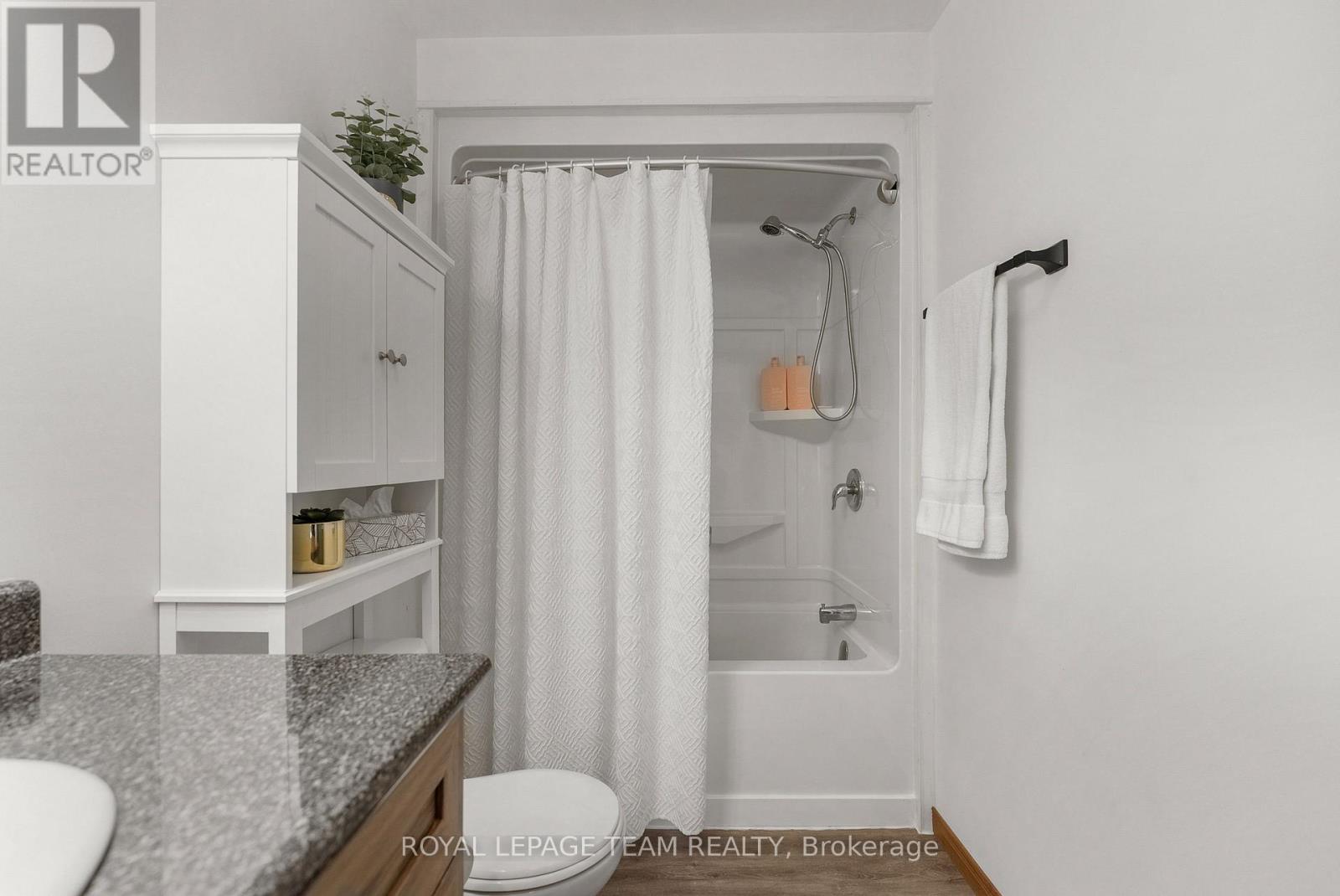 39 Columbine Lane, North Algona Wilberforce, Ontario K0J 1T0 - Photo 18 - X12941928