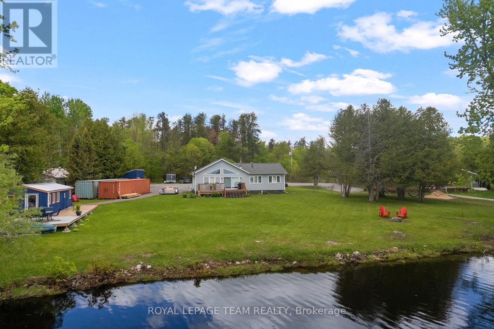 39 Columbine Lane, North Algona Wilberforce, Ontario K0J 1T0 - Photo 38 - X12941928