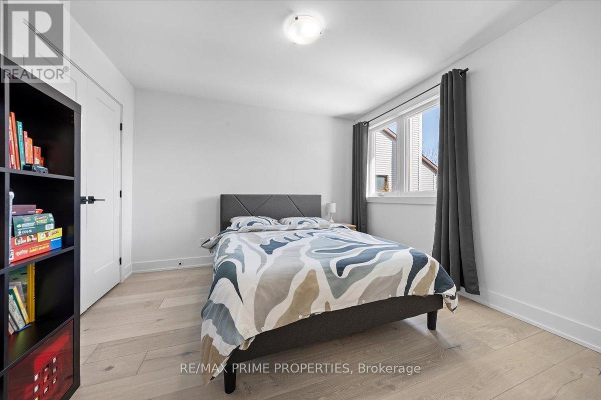 1535 Kamouraska Circle, Ottawa, Ontario K1C 3J1 - Photo 28 - X12993018