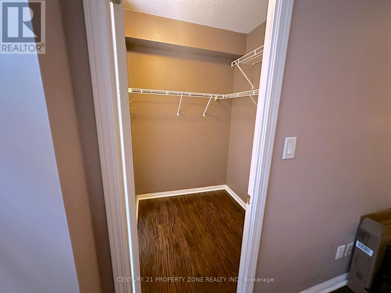 1214 - 5 Everson Drive, Toronto, Ontario  M2N 7C3 - Photo 13 - C13069982
