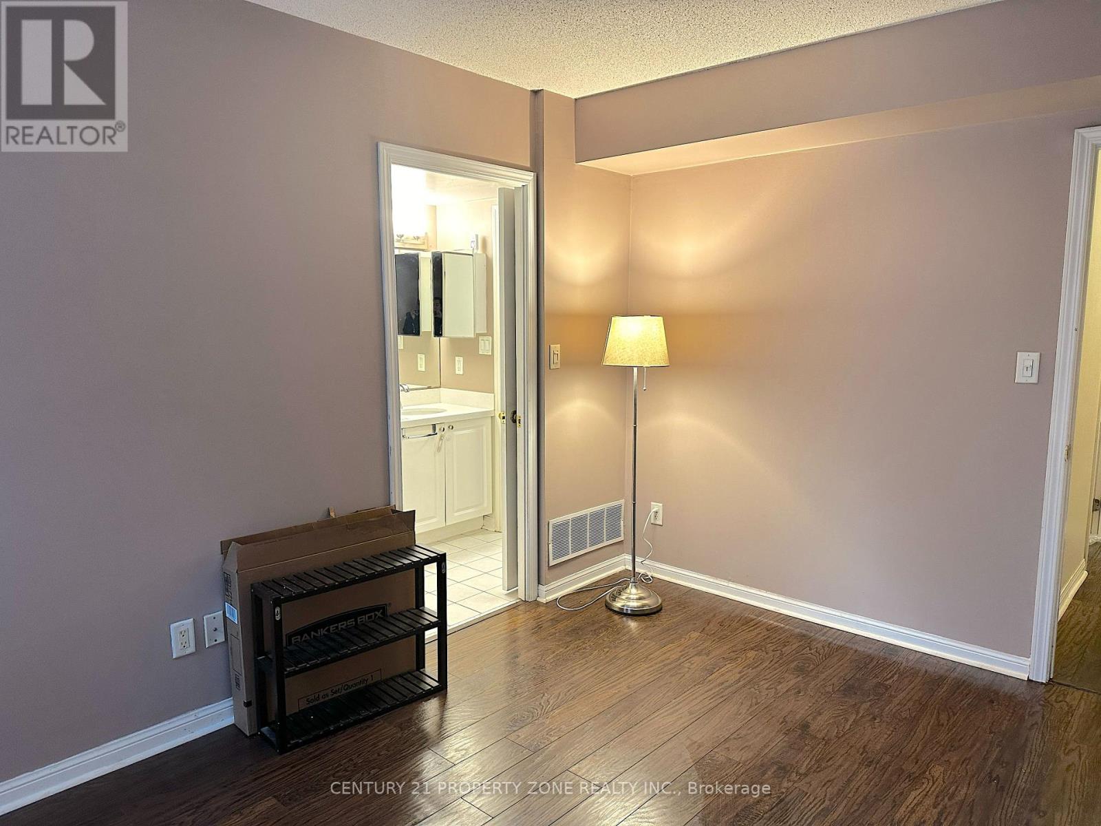 1214 - 5 Everson Drive, Toronto, Ontario  M2N 7C3 - Photo 12 - C13069982
