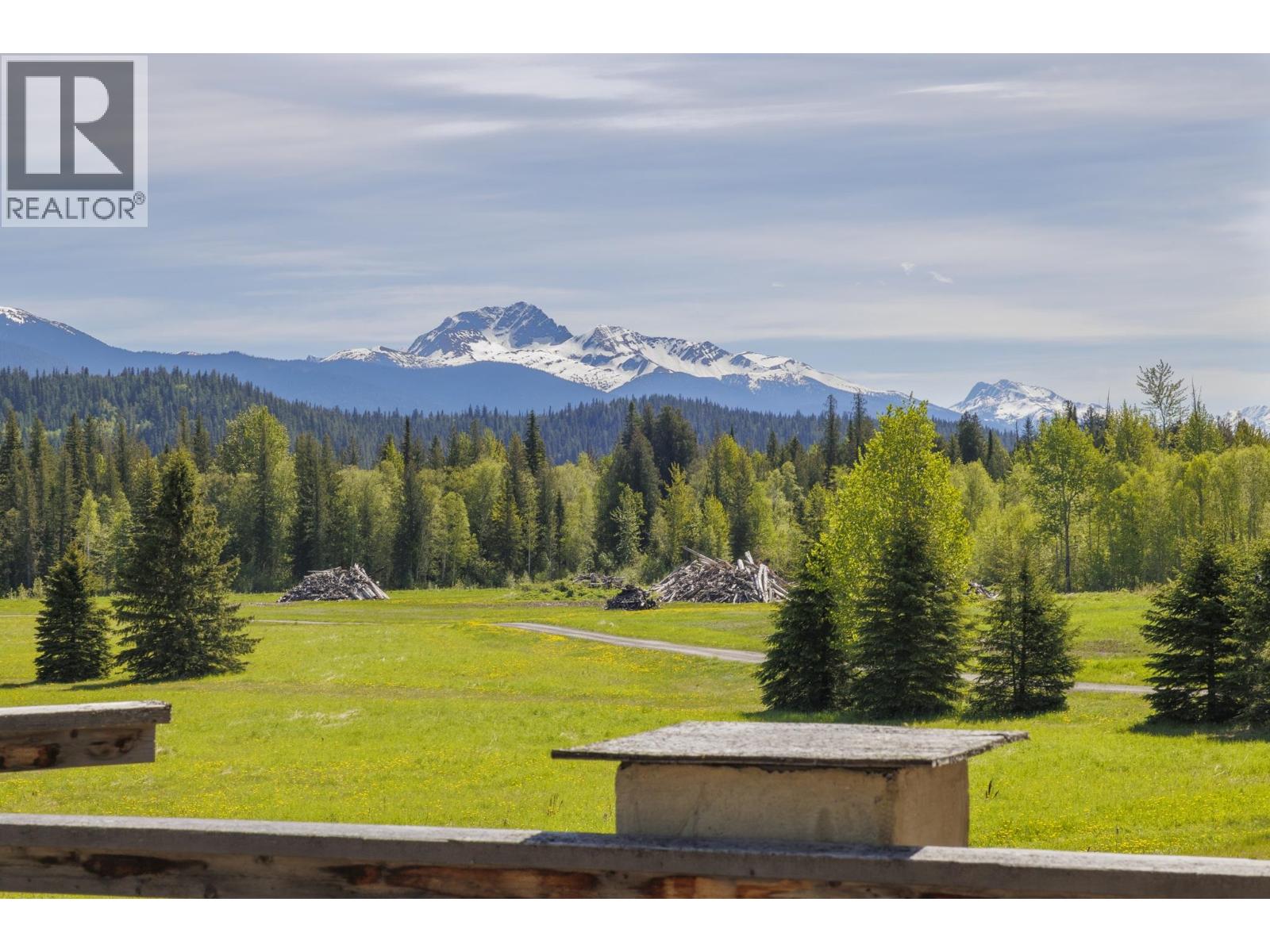 8985 Crescent Spur Road, Mcbride, British Columbia  V0J 2E0 - Photo 16 - R3129323