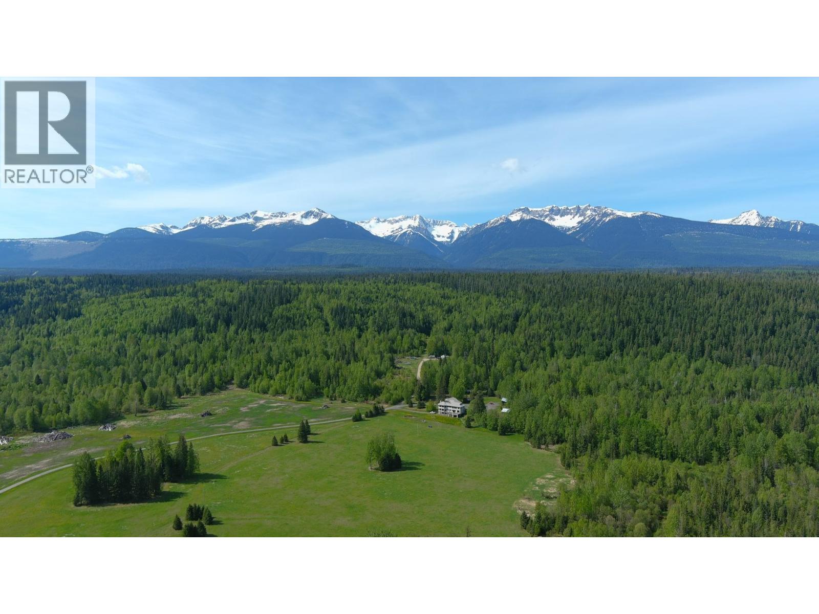 8985 Crescent Spur Road, Mcbride, British Columbia  V0J 2E0 - Photo 3 - R3129323