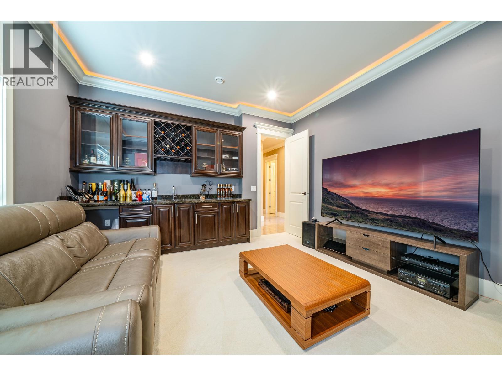 8100 Fairlane Road, Richmond, British Columbia  V7C 1Y4 - Photo 11 - R3129357