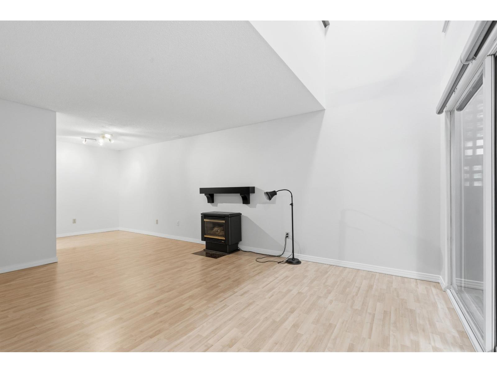 1216 34909 Old Yale Road, Abbotsford, British Columbia  V3G 2E7 - Photo 10 - R3128403