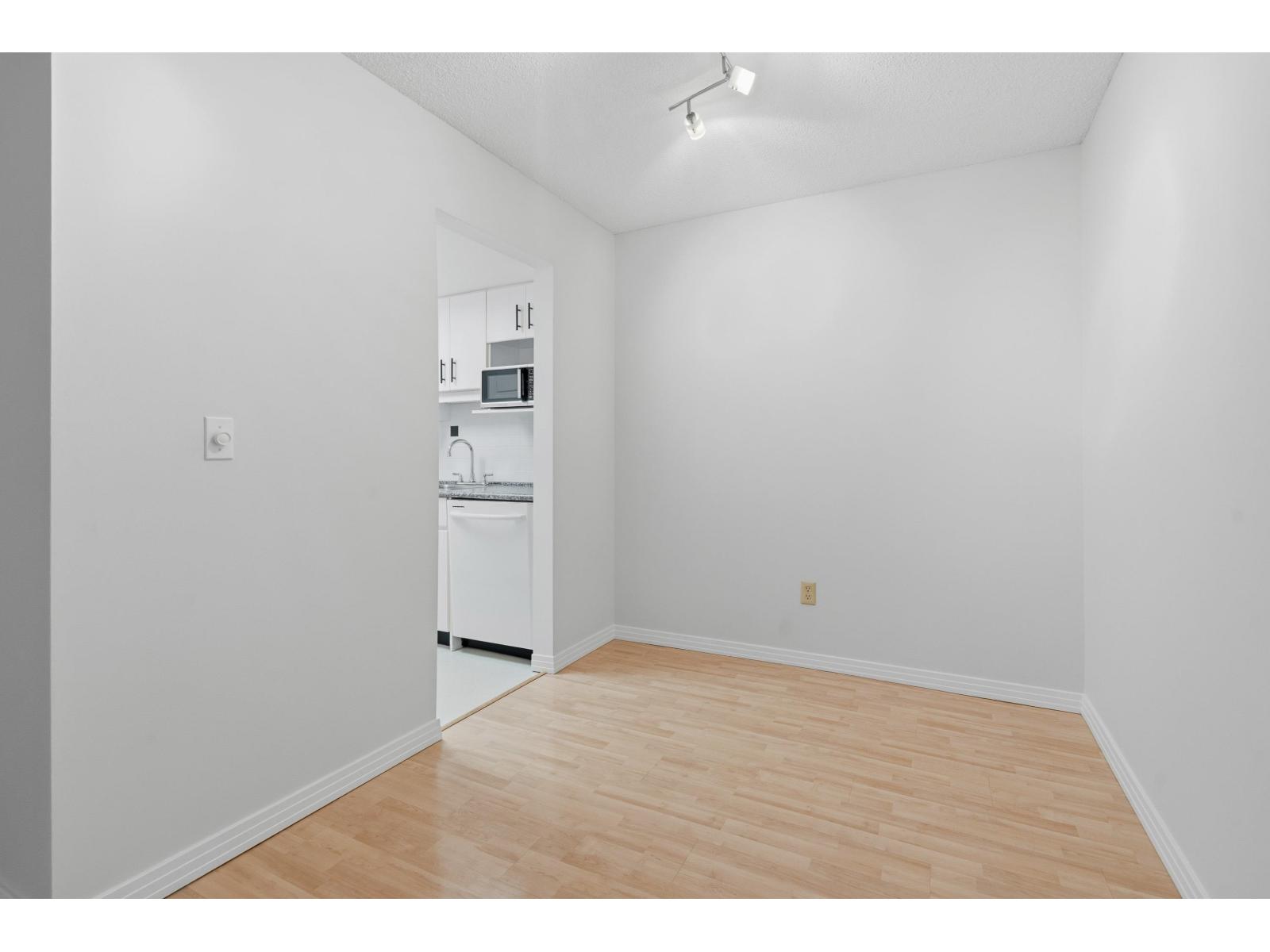 1216 34909 Old Yale Road, Abbotsford, British Columbia  V3G 2E7 - Photo 15 - R3128403