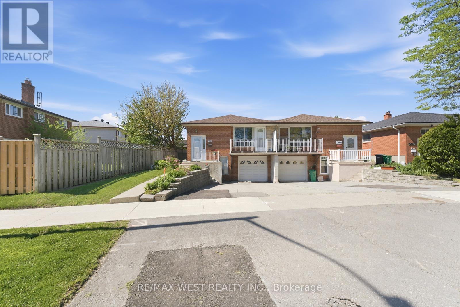 7066 MAGIC COURT, Mississauga, Ontario