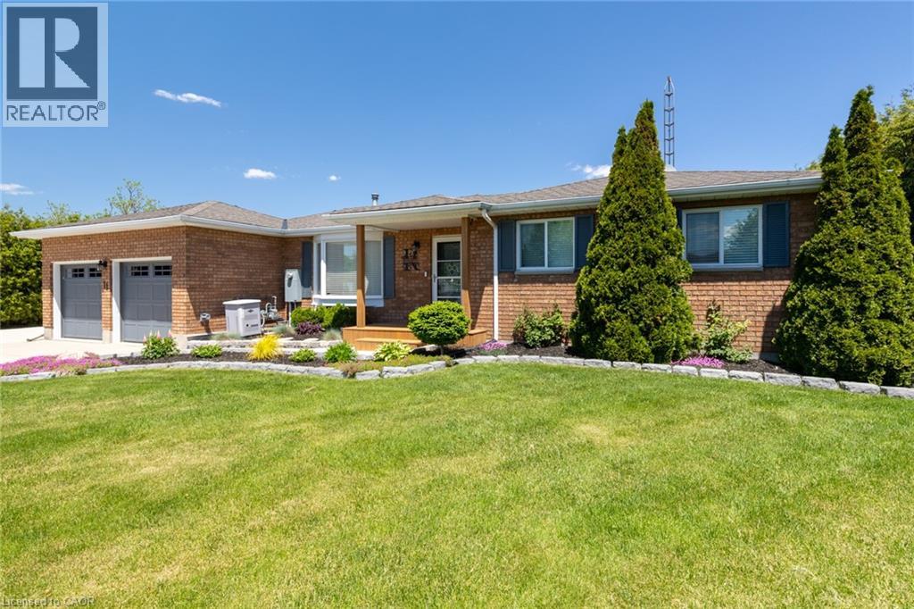 11 ROSEMARIE Boulevard, Wyecombe, Ontario