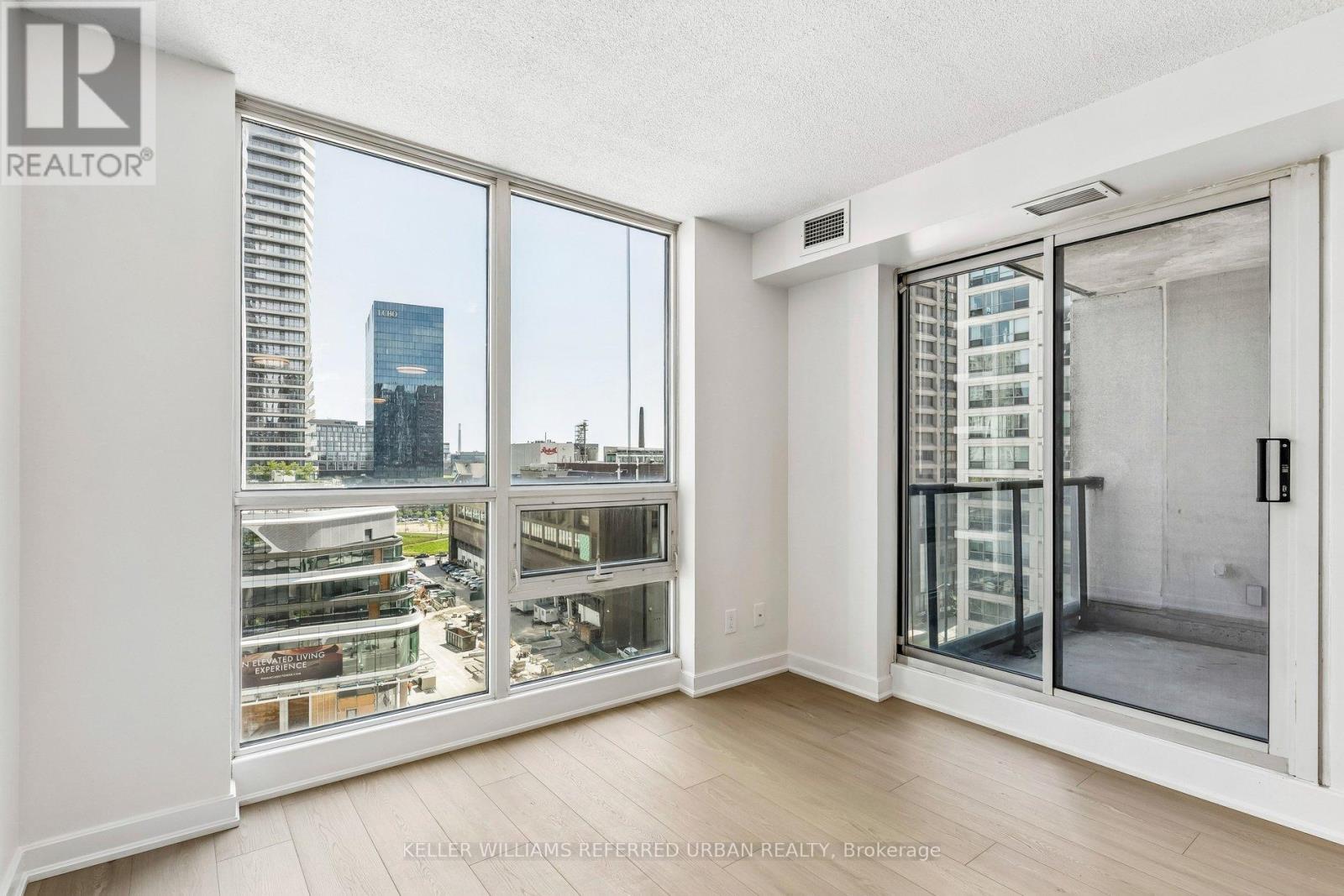 1103 - 12 Yonge Street, Toronto, Ontario  M5E 1Z9 - Photo 10 - C13210942