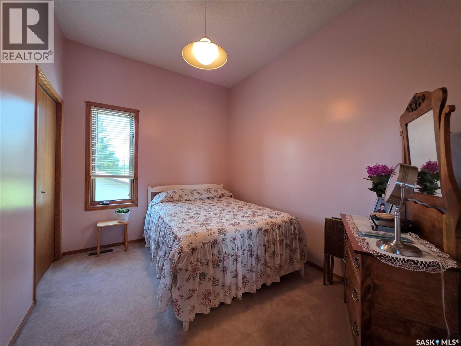 691 10th Avenue W, Melville, Saskatchewan  S0A 2P0 - Photo 27 - SK037455