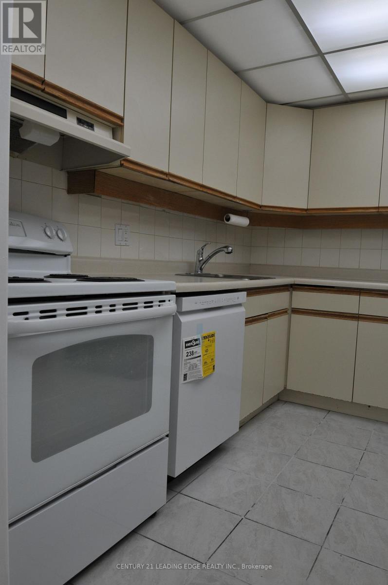 A - 1013 Pape Avenue, Toronto, Ontario  M4K 3V8 - Photo 22 - E13210816