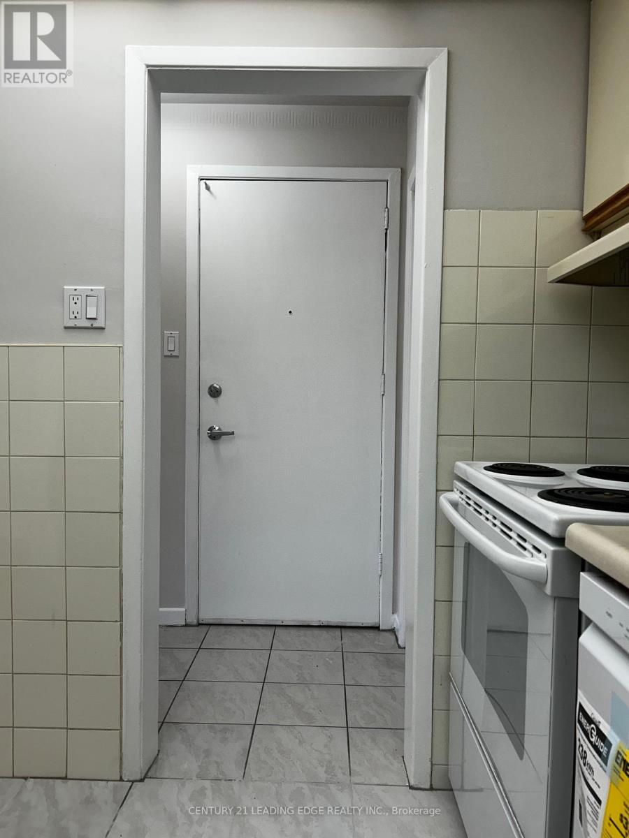 A - 1013 Pape Avenue, Toronto, Ontario  M4K 3V8 - Photo 34 - E13210816