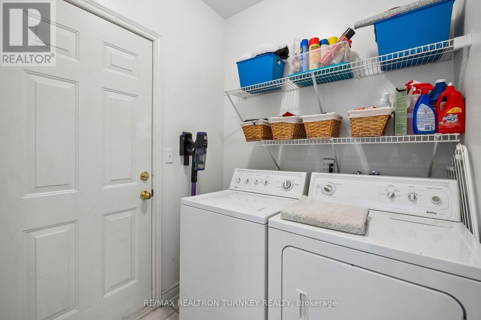 142 Denise Circle, Newmarket, Ontario  L3X 2K1 - Photo 24 - N13210912