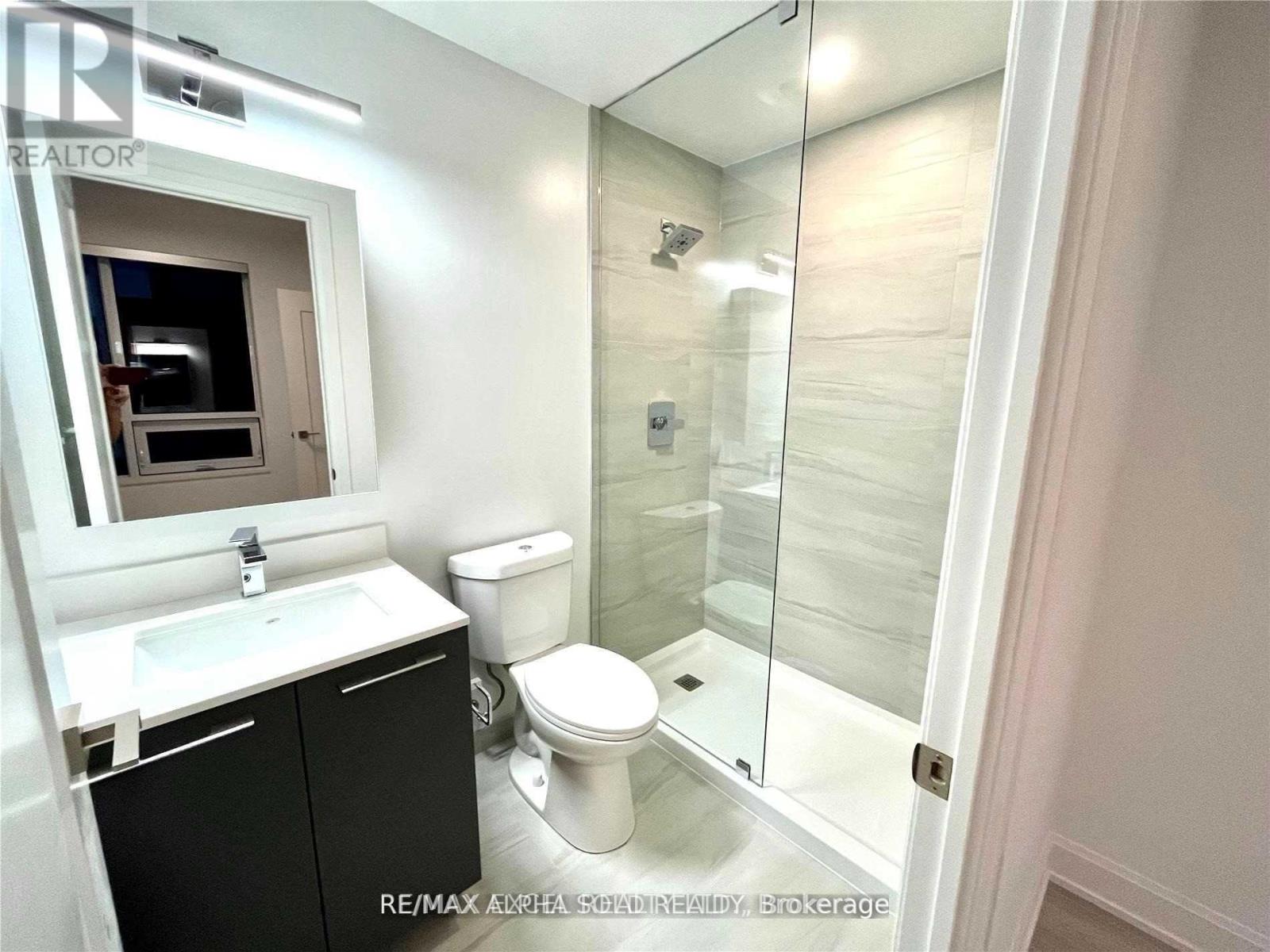 1030 - 38 Water Walk Drive E, Markham (Unionville), Ontario  L3R 6M8 - Photo 2 - N13210956