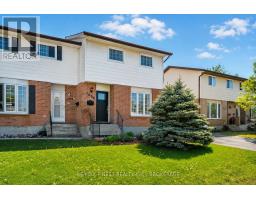 1066 PINEWOOD PLACE, Kingston, Ontario