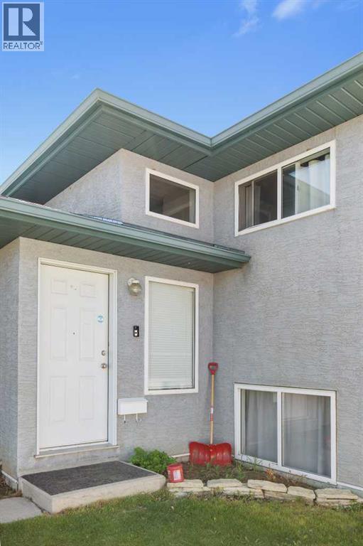 49 Sage Place Se, Medicine Hat, Alberta  T1B 4H2 - Photo 2 - A2314343