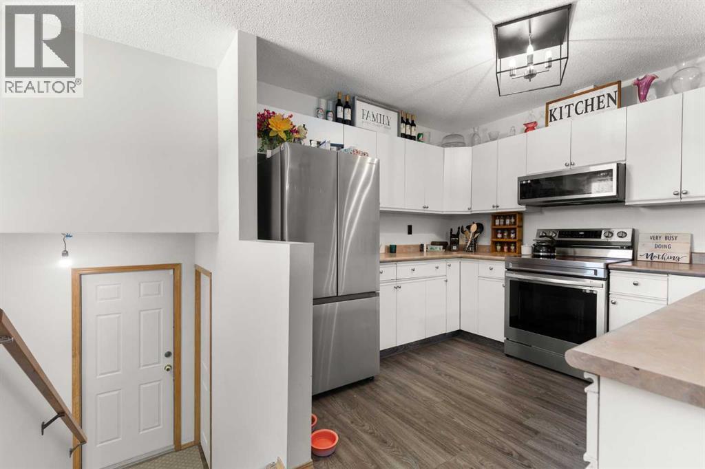 49 Sage Place Se, Medicine Hat, Alberta  T1B 4H2 - Photo 4 - A2314343