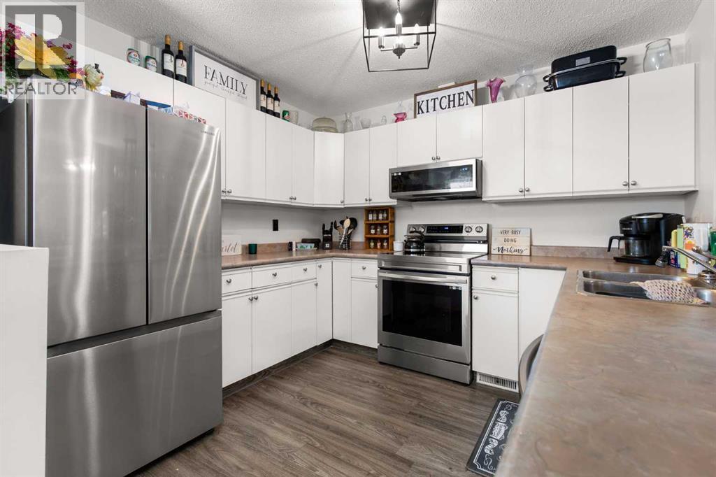 49 Sage Place Se, Medicine Hat, Alberta  T1B 4H2 - Photo 5 - A2314343