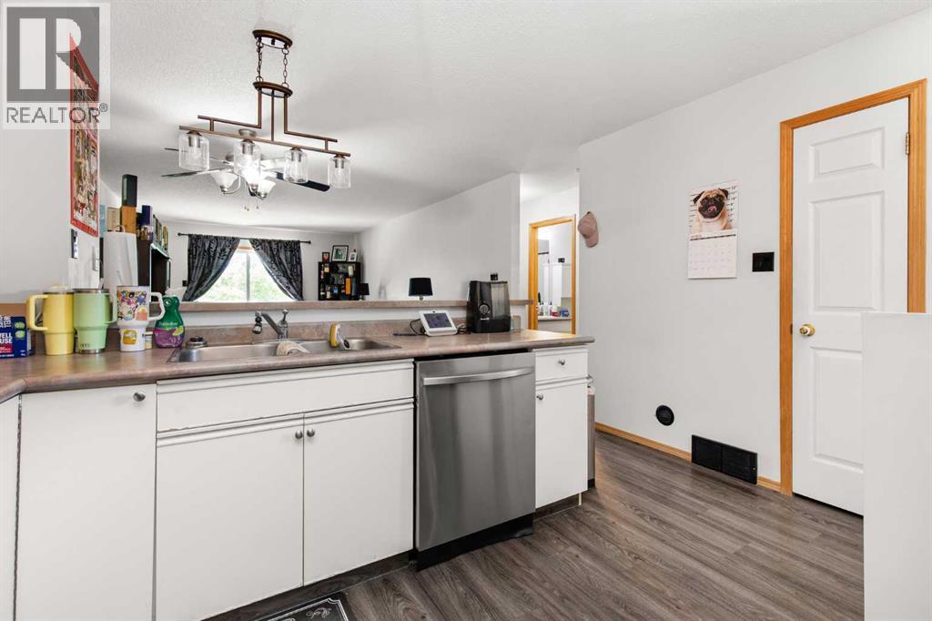 49 Sage Place Se, Medicine Hat, Alberta  T1B 4H2 - Photo 8 - A2314343
