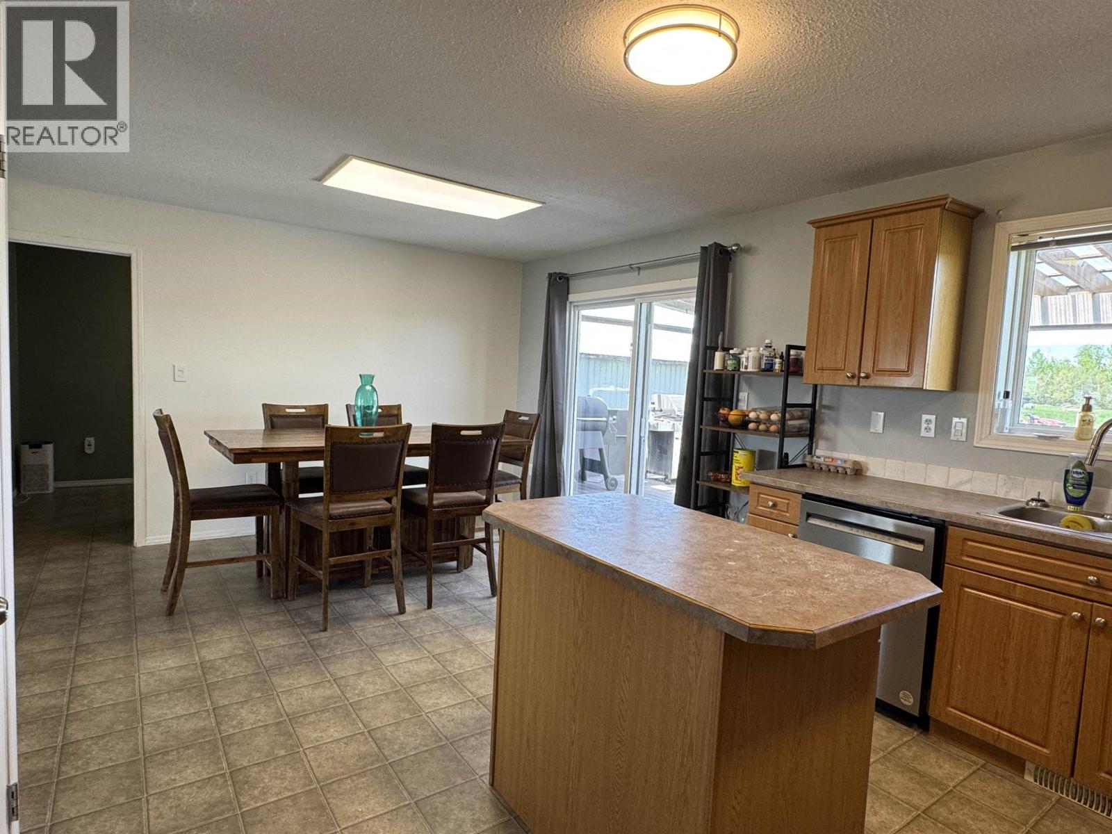 8283 269 Road, Fort St. John, British Columbia  V1J 8A4 - Photo 11 - R3129350