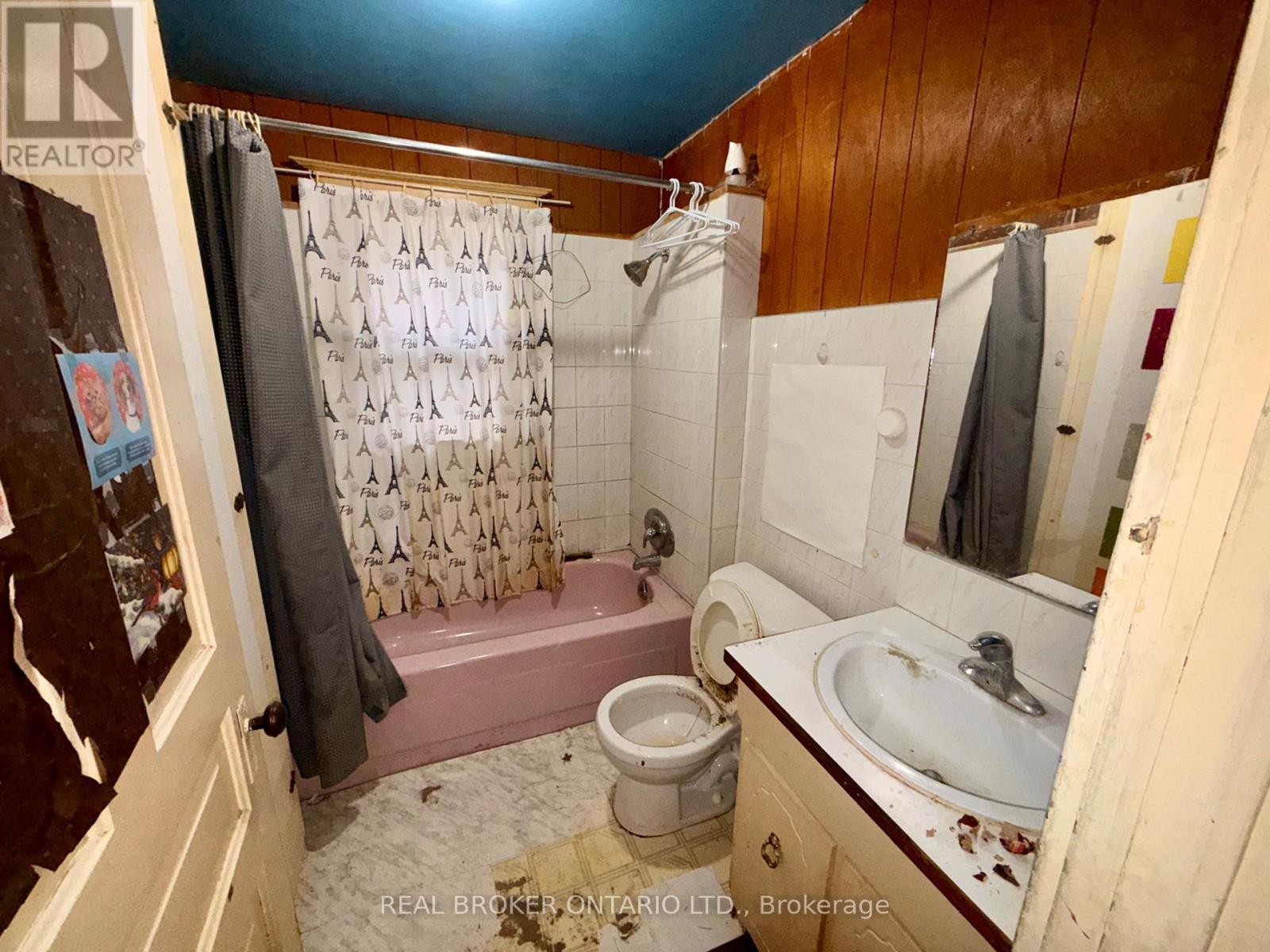 28 Grove Street, Welland, Ontario  L3B 4B4 - Photo 17 - X12815898