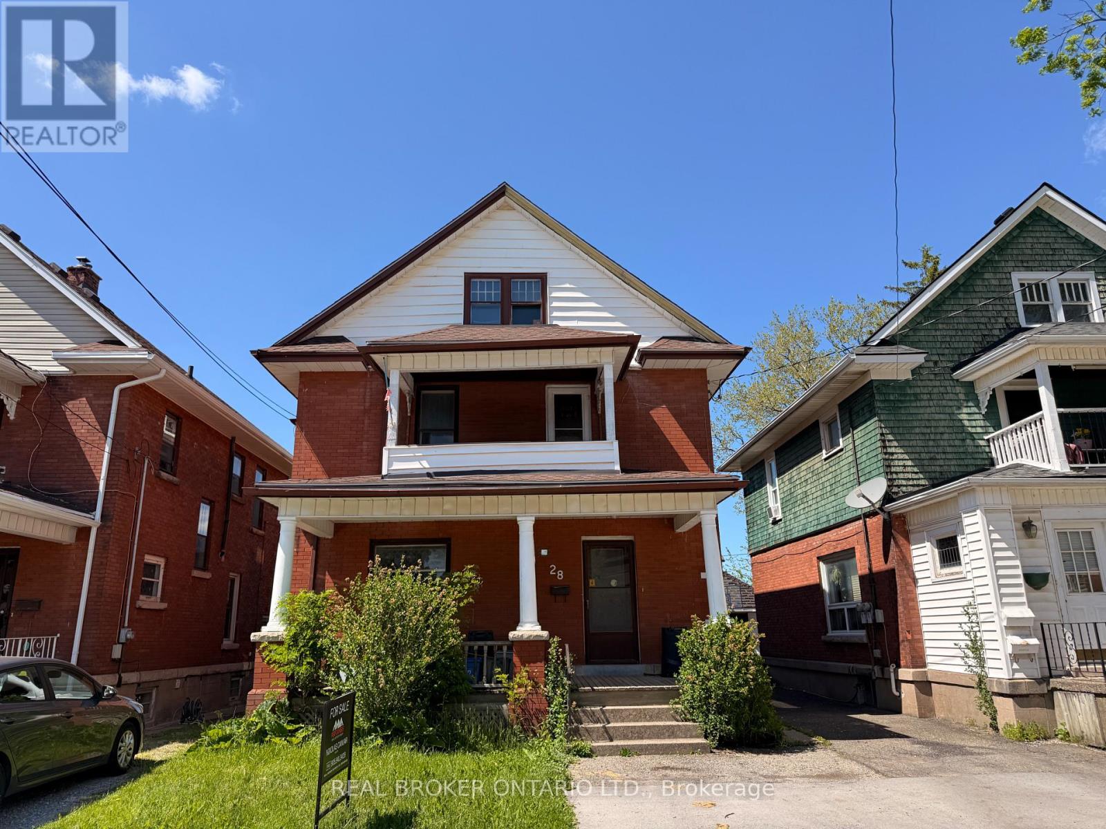28 GROVE STREET, Welland, Ontario