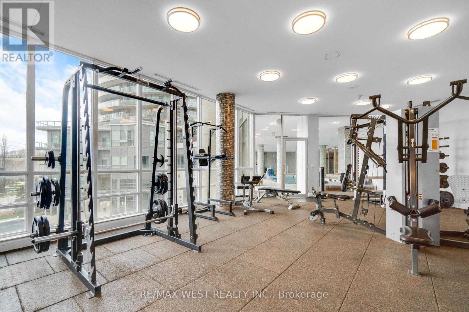 505 - 2240 Lake Shore Boulevard W, Toronto, Ontario  M8V 0B1 - Photo 9 - W13210810