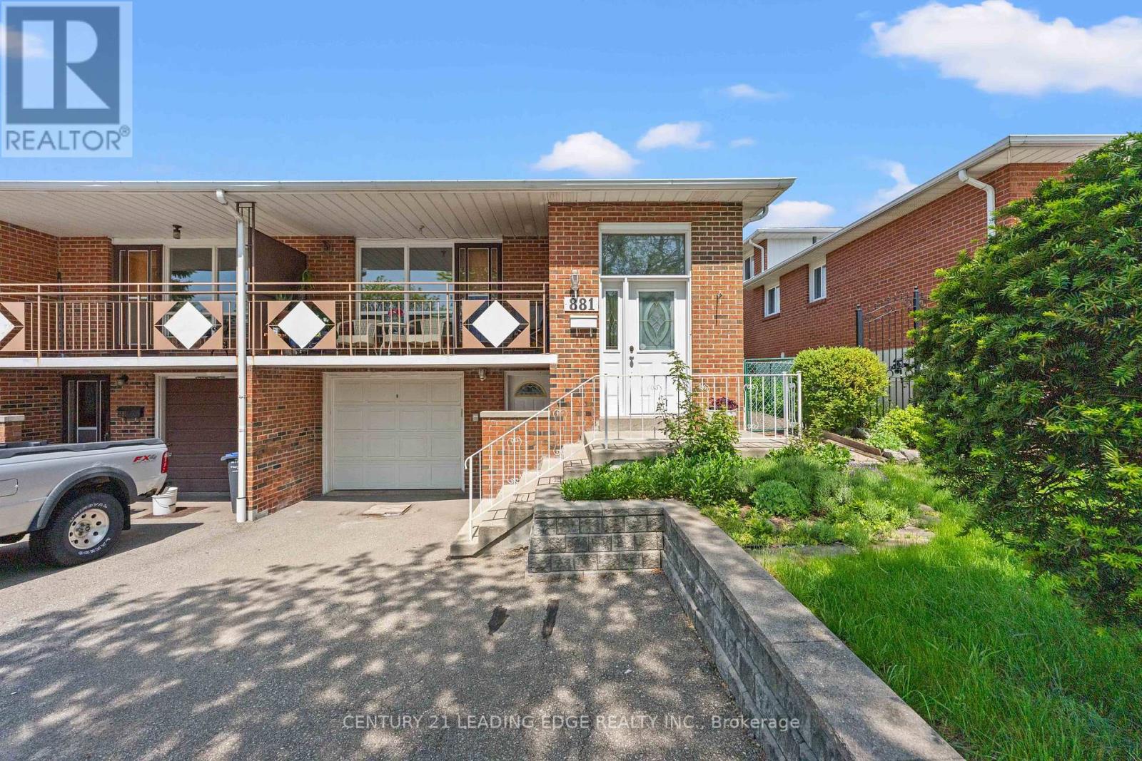 881 Blairholm Avenue, Mississauga, Ontario  L5C 1G5 - Photo 12 - W13210832