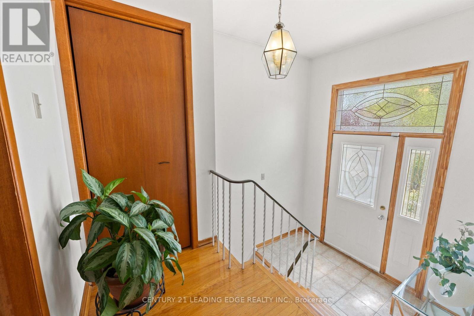 881 Blairholm Avenue, Mississauga, Ontario  L5C 1G5 - Photo 17 - W13210832
