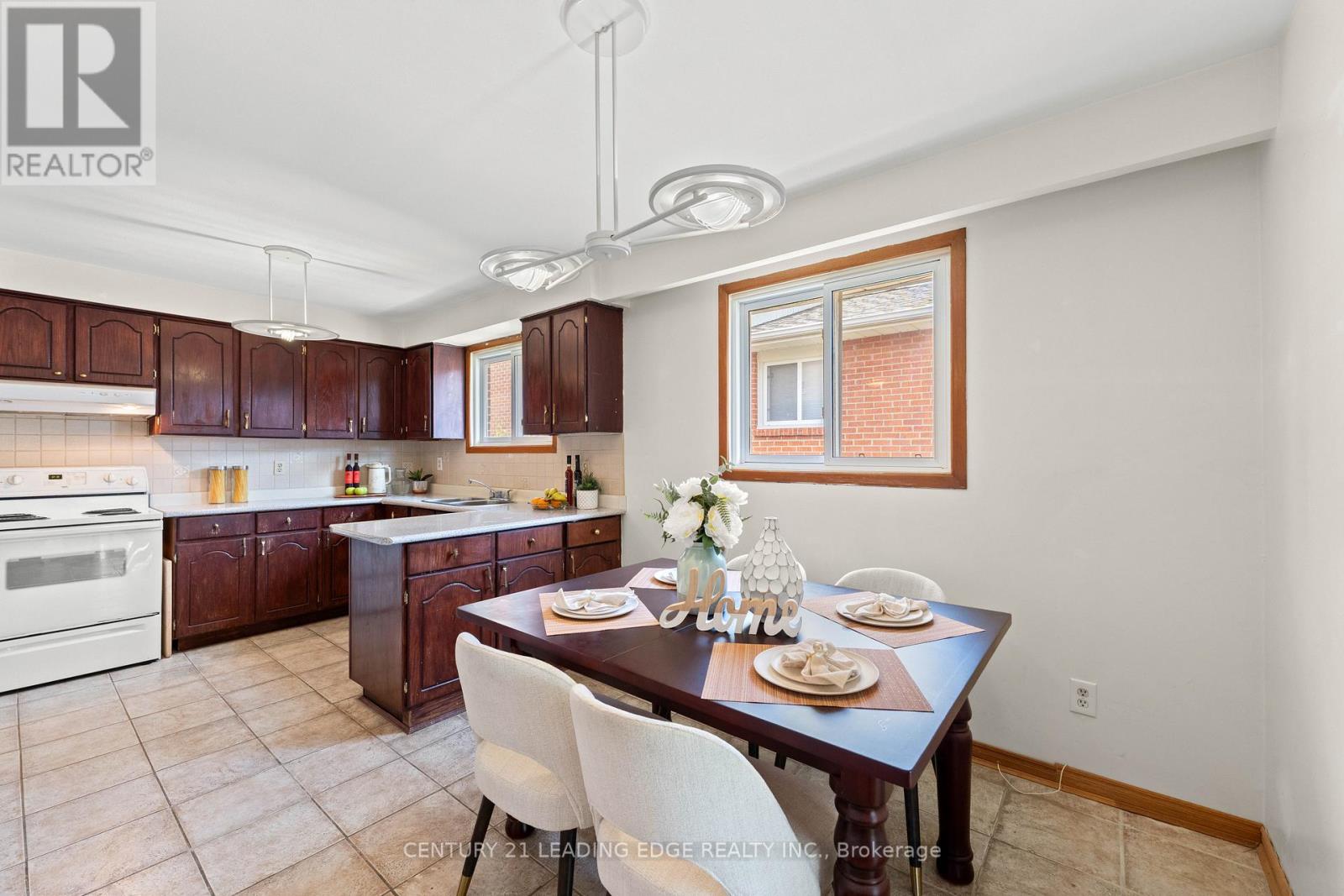 881 Blairholm Avenue, Mississauga, Ontario  L5C 1G5 - Photo 20 - W13210832