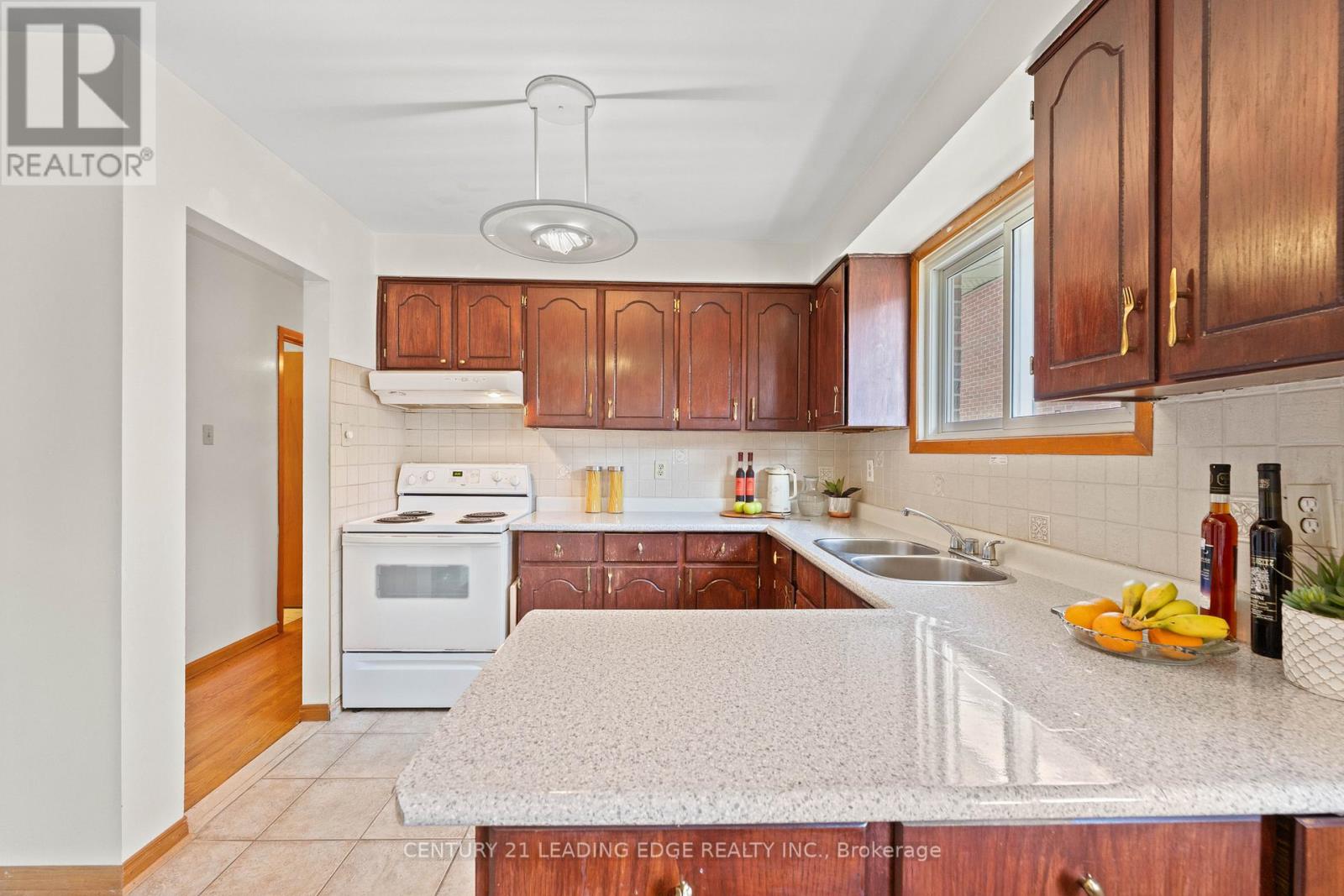 881 Blairholm Avenue, Mississauga, Ontario  L5C 1G5 - Photo 26 - W13210832