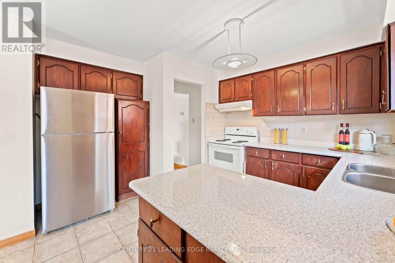 881 Blairholm Avenue, Mississauga, Ontario  L5C 1G5 - Photo 27 - W13210832