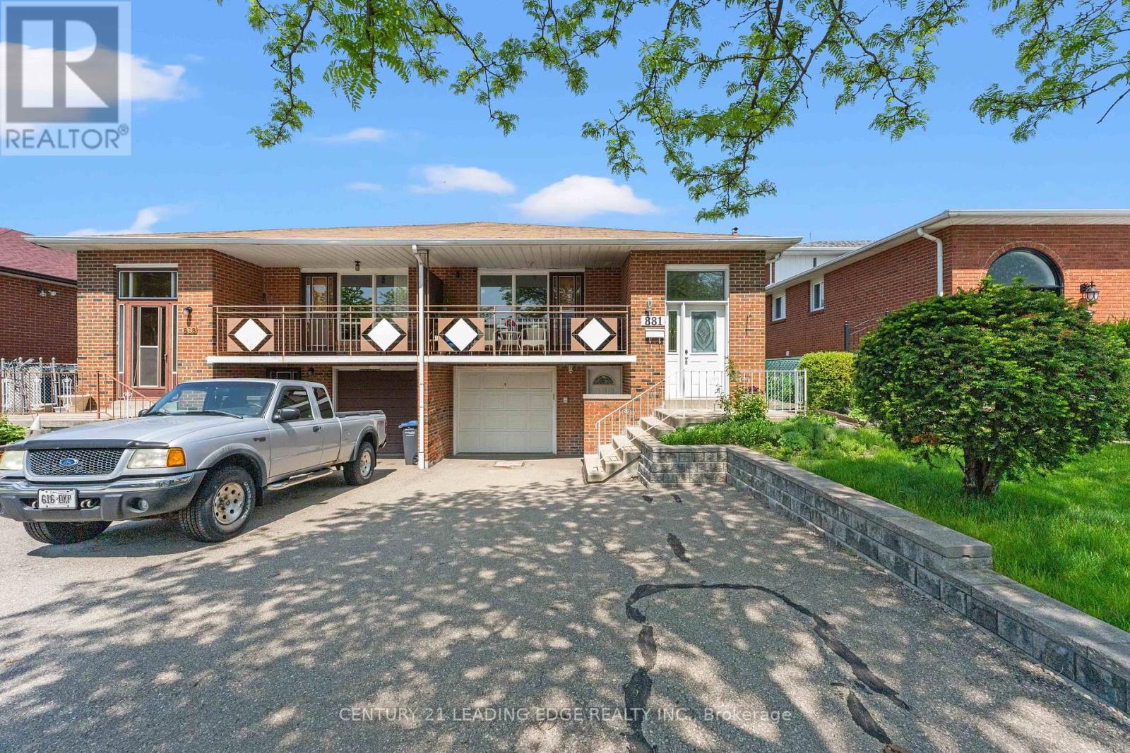 881 Blairholm Avenue, Mississauga, Ontario  L5C 1G5 - Photo 8 - W13210832
