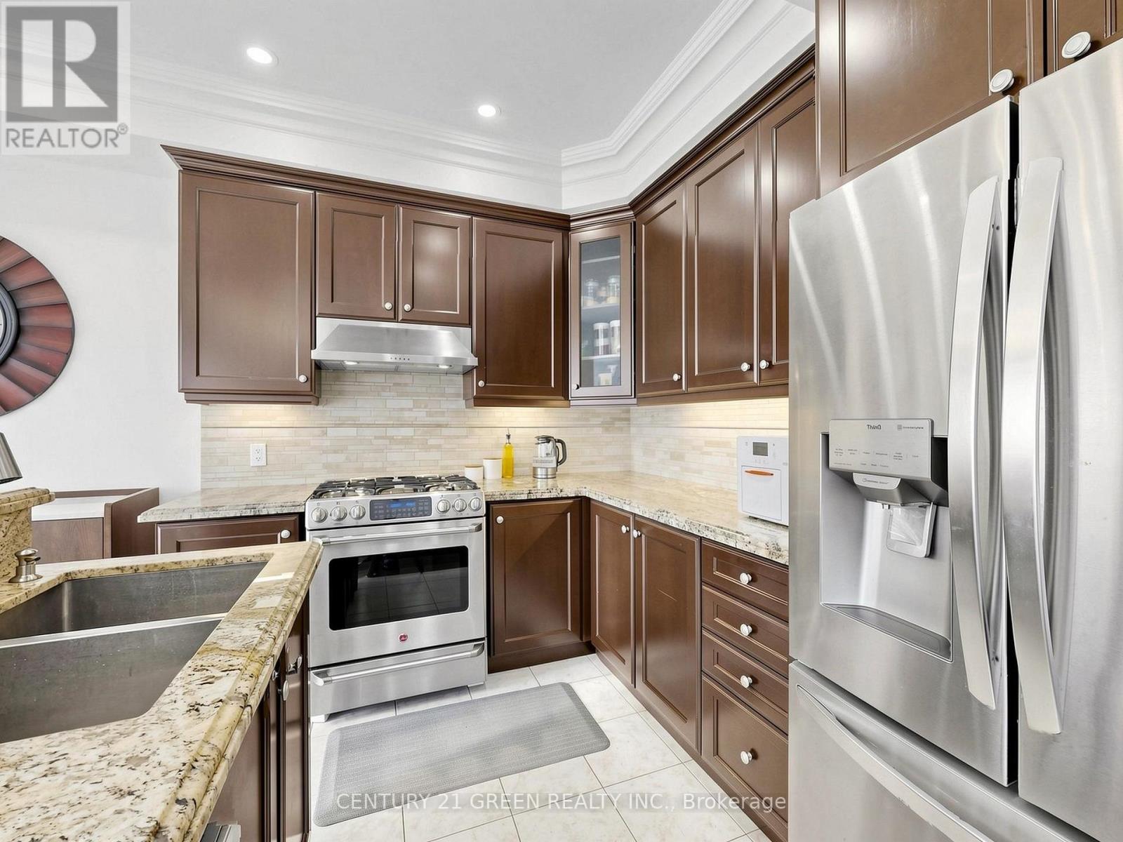35 Twin Falls Road, Brampton, Ontario  L6Y 0V3 - Photo 13 - W13210852