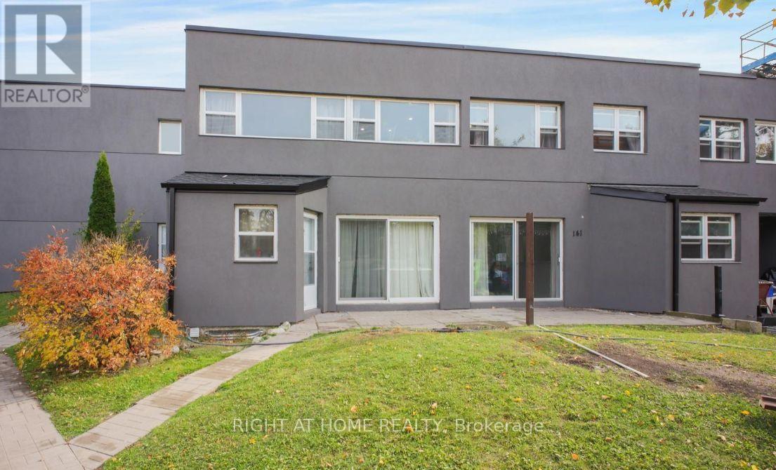 141 - 3040 Constitution Boulevard, Mississauga, Ontario  L4Y 3X7 - Photo 2 - W13210884