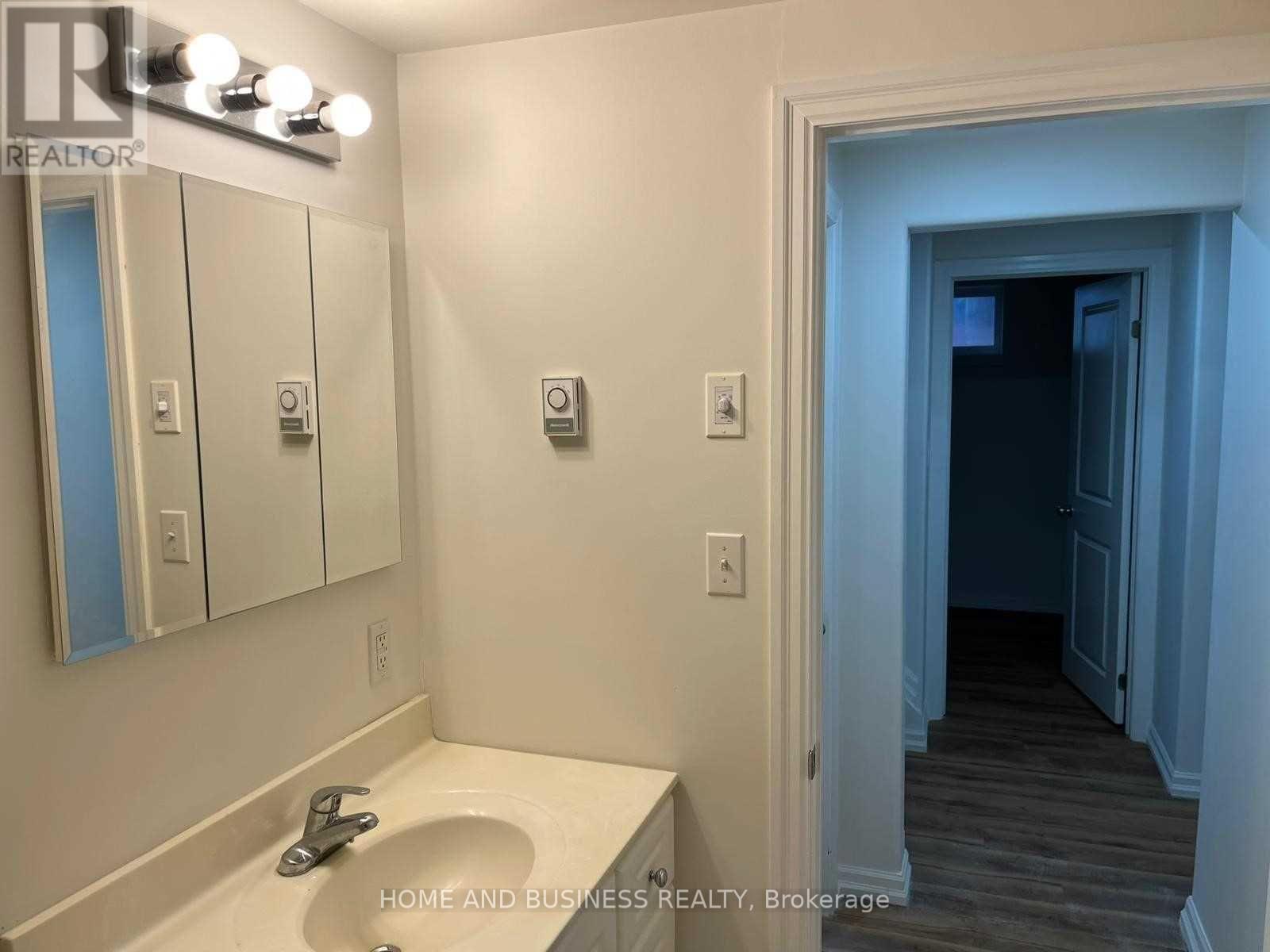 1 - 38 River Drive, Halton Hills, Ontario  L7G 2J2 - Photo 17 - W13210922