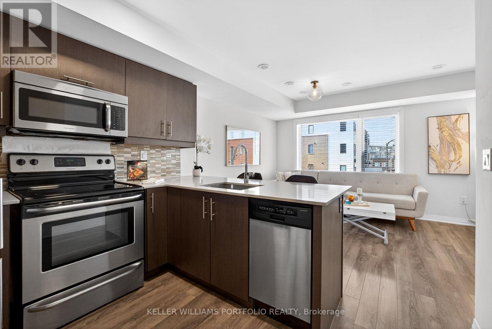 7 - 171 William Duncan Road, Toronto, Ontario  M3K 0B7 - Photo 5 - W13210926